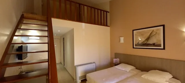 غرفة ثلاثية بثلاثة أسرّة، Hotel Poretta 1/1