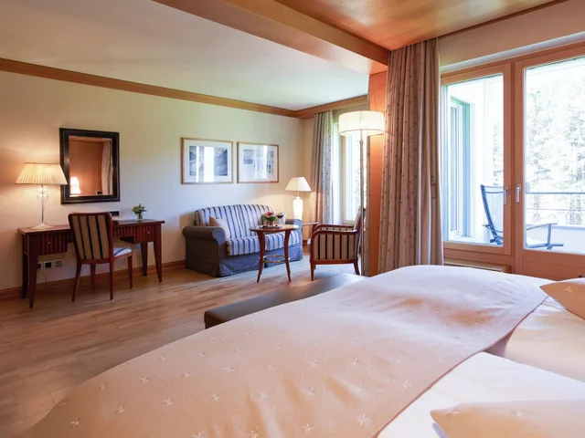 جناح جونيور سوبيريور بسرير كينج، Grand Hotel Kronenhof 1/9