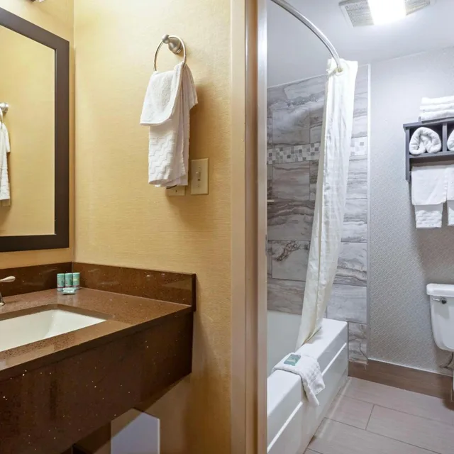 جناح بسرير كينج، Best Western Summit Inn 9/9