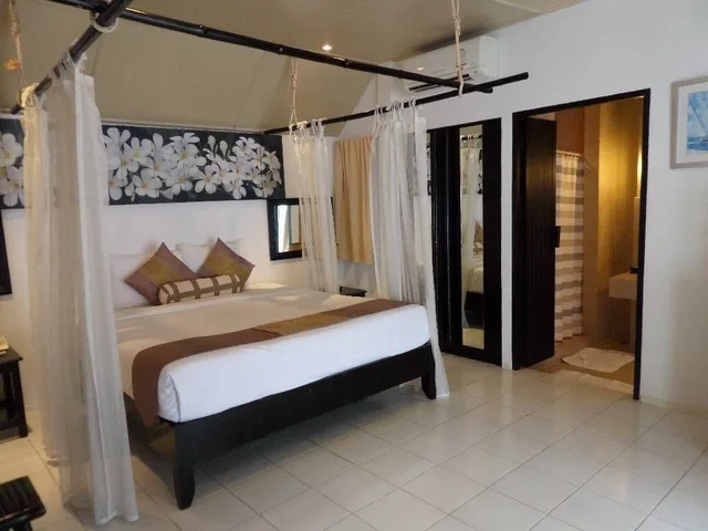 فيلا ديلوكس بسرير كينج بمسبح خاص، Lawana Escape Beach Resort 1/2