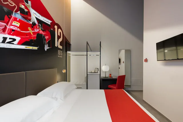 غرفة ديلوكس مفردة بسرير مزدوج، Maranello Village 2/6