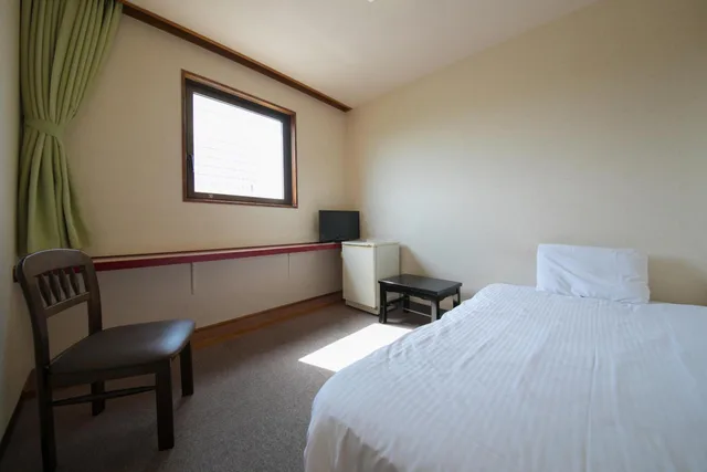 غرفة بسرير نصف مزدوج للمدخنين، Heiwadai Hotel Otemon 3/9