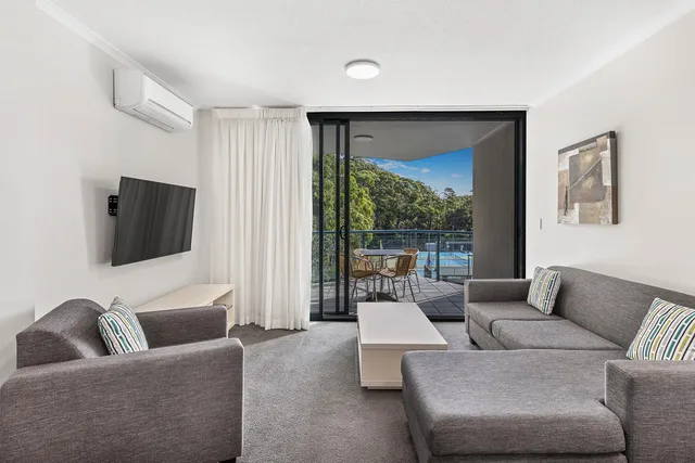 2 Bedrooms, Apartment, The Landmark Nelson Bay 1/3