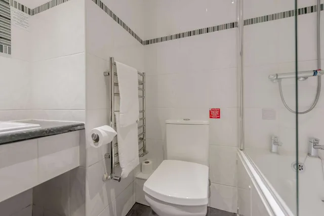 غرفة قياسية بسرير كينج، Best Western Bradford Guide Post Hotel 4/4