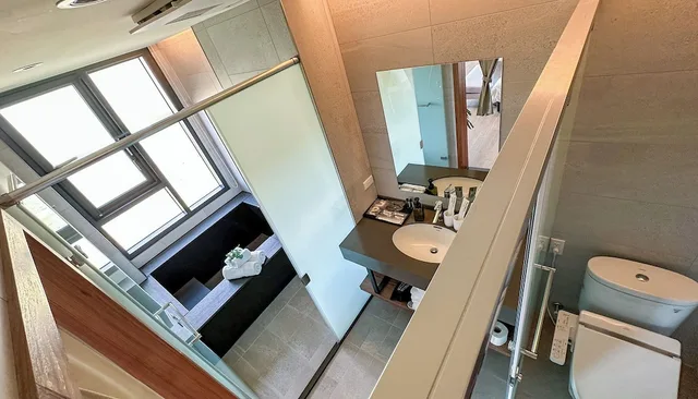 غرفة فاخرة رباعية بسريرين كينج بإطلالة على الحديقة، Villa Loherb 7/7