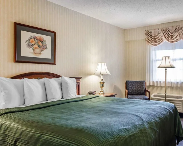 غرفة قياسية بسرير كينج، Quality Inn Gettysburg Motor 7/9