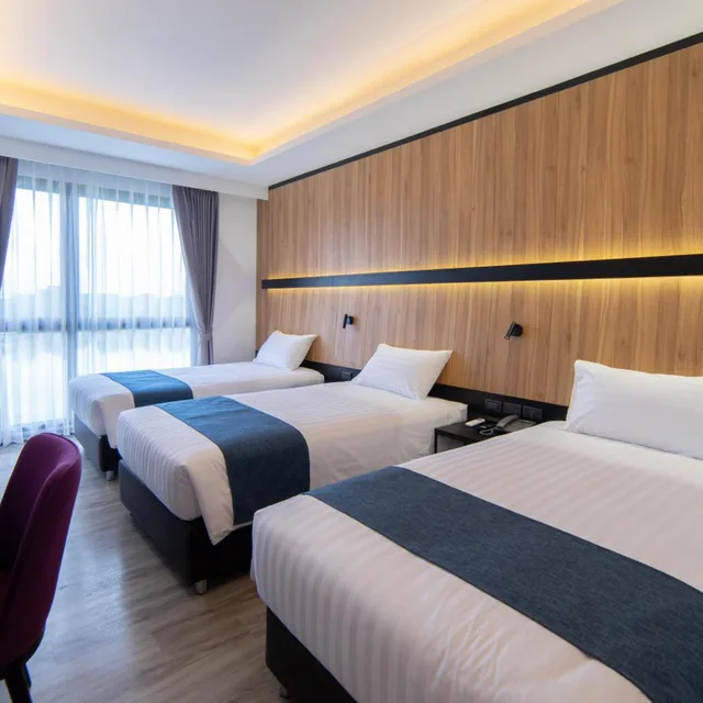 غرفة ثلاثية بإطلالة على البحيرة، Gate43 airport hotel Bangkok (SHA Plus+) 6/9