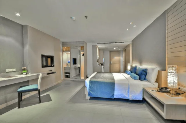 غرفة سوبيريور بسرير كينج للمدخنين، The Ashlee Heights Patong Hotel and Suites 2/4