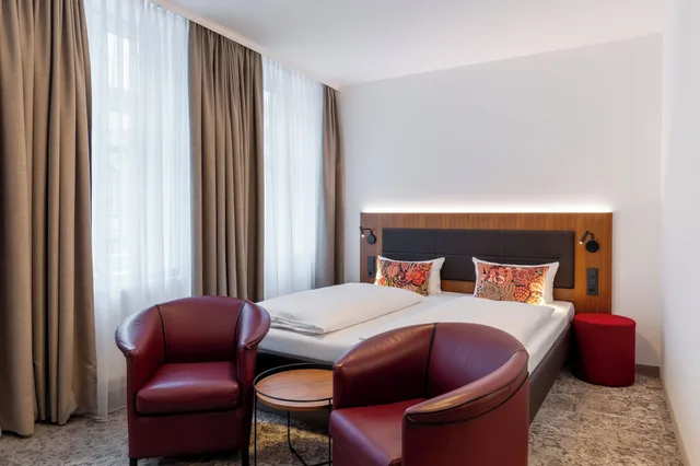 جناح ديلوكس بسرير كينج، Hotel Zumnorde 6/9