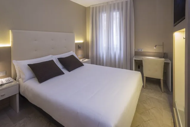 Tower, Comfort, Double Bed، Hotel SERHS Del Port 2/10