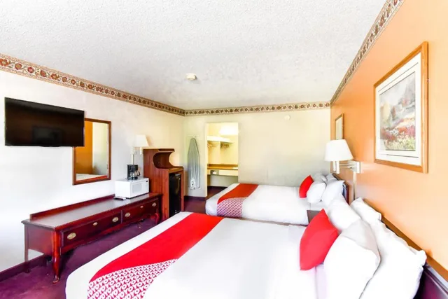 غرفة بريميوم بسرير مزدوج، Oyo Hotel Tyler Lindale 1/6
