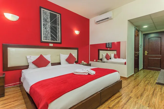 غرفة قياسية بسريرين منفصلين، Al Murjan Palace Hotel, Jounieh 4/10