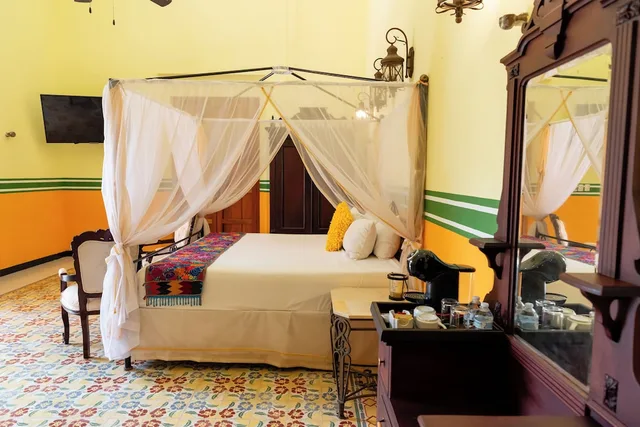 House, King Bed, Hot Tub, Main Building، Hacienda Yabucu 1/7