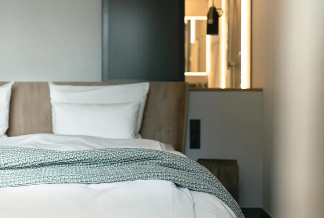 Deluxe, King Bed, Hotel Vierjahreszeiten Iserlohn 10/10