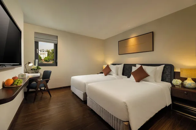 غرفة تنفيذية بسرير مزدوج أو سريرين منفصلين بإطلالة على المدينة، Hotel de Lagom Hanoi 2/4