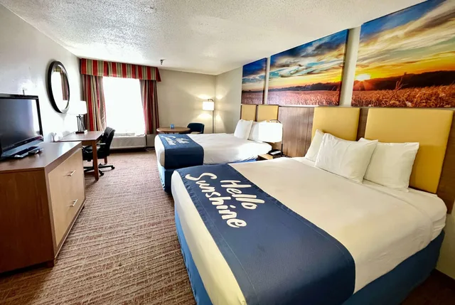 غرفة بسريرين مزدوجين، Days Inn by Wyndham Rayne/Crowley 1/2