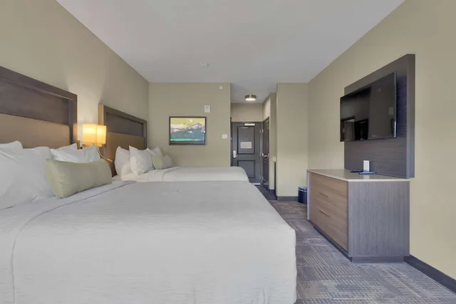 جناح بسريرين كوين، Best Western Plus Executive Residency Fillmore Inn 2/7