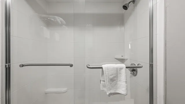 غرفة بسرير كينج لذوي الإعاقة، Super 8 by Wyndham Norman West OK 5/5