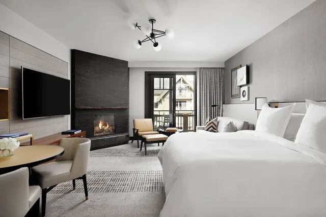 غرفة بريميير بسرير كينج، Four Seasons Resort and Residences Vail 3/4