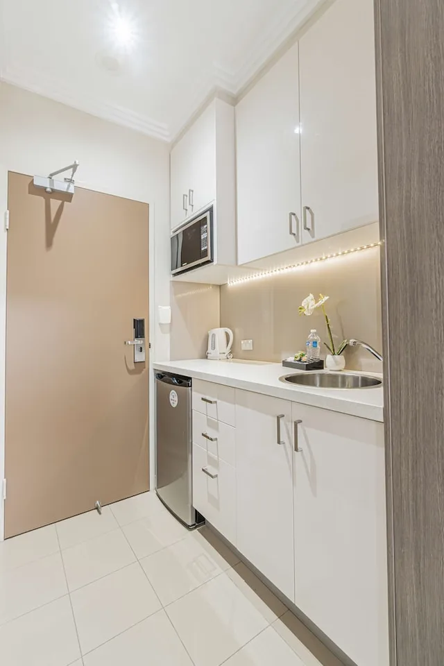 غرفة ديلوكس صغيرة بسرير مزدوج بشرفة، Best Western Plus Camperdown Suites 5/5