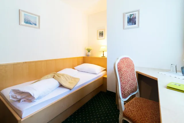 غرفة قياسية مفردة، Hotel Alpenhof 1/3