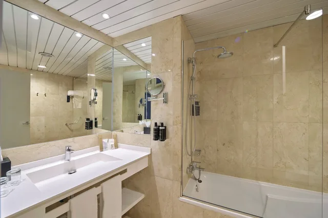 Room, Queen Bed, Eurostars Don Caendido 7/8