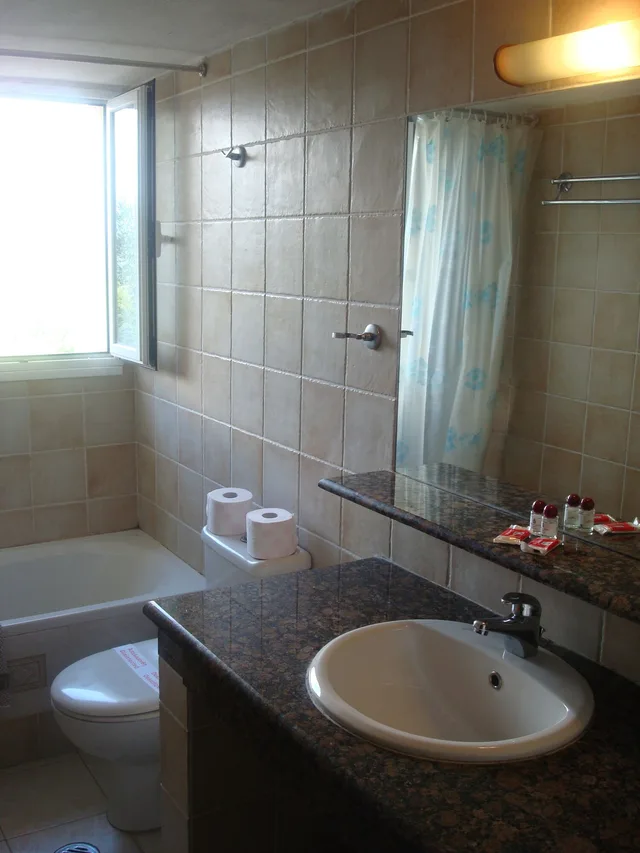 غرفة عائلية بسرير كوين وسريرين منفصلين بإطلالة على الجبل بغرفة نوم واحدة بمطبخ صغير، Fundana Villas Aparthotel 4/5