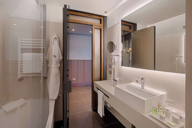 Junior Suite, Double Bed, VIP Floor، NH Collection Milano Touring 7/7