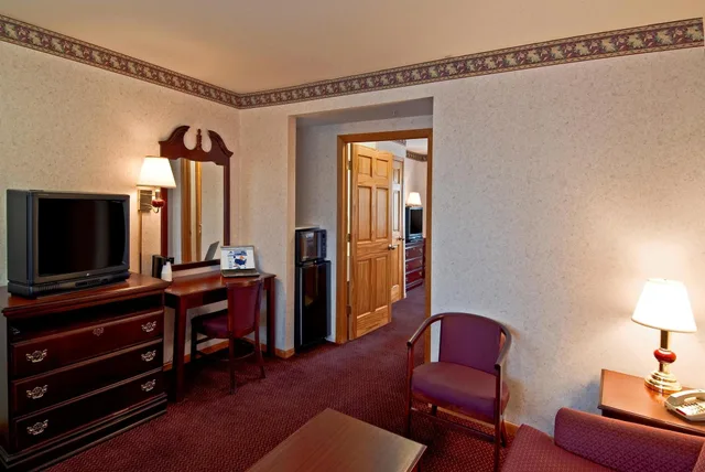 جناح بسريرين كوين، Americas Best Value Inn Suites Waukegan Gurnee 1/3