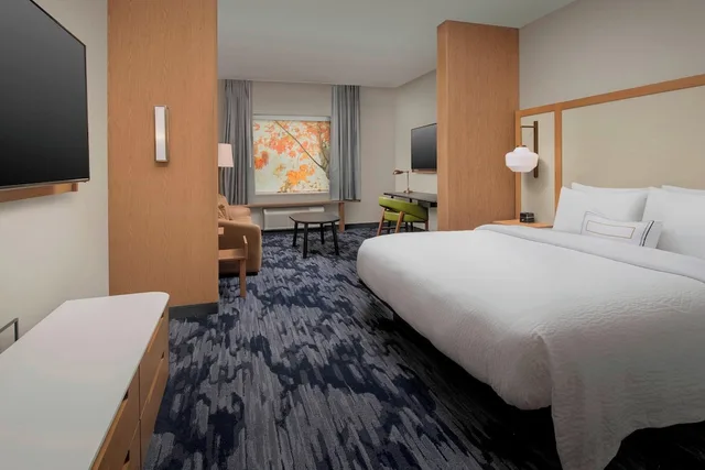 استوديو بسرير كينج مع أريكة لذوي الإعاقة، Fairfield Inn & Suites Miami Airport West/Doral 1/6
