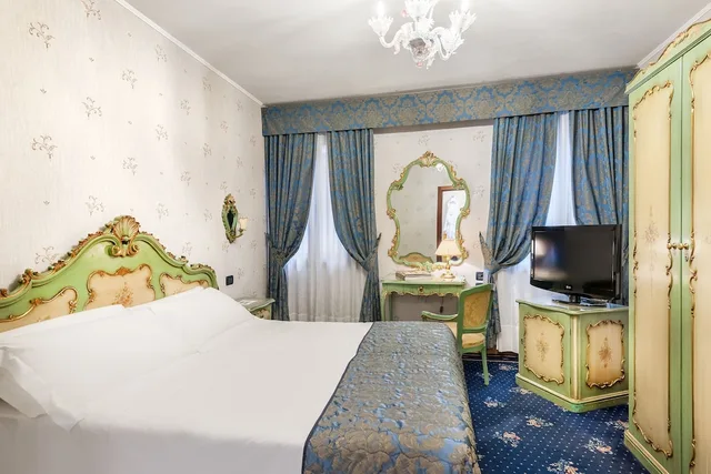 غرفة كلاسيكية بسرير مزدوج، Hotel Montecarlo 1/10