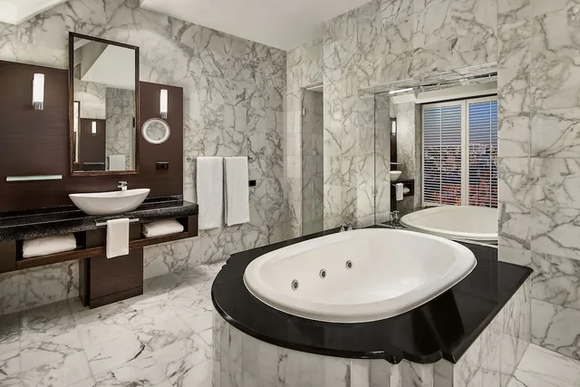 1 Bedroom, Club, Suite, Double Bed, Terrace, Sheraton Grand Sydney Hyde Park Ex Sheraton On the Park 7/9