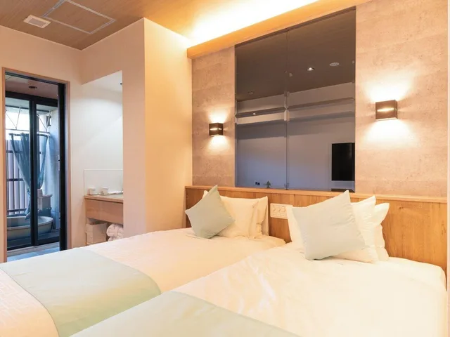 Universal، LiveMAX Resort Atami Ocean 1/3