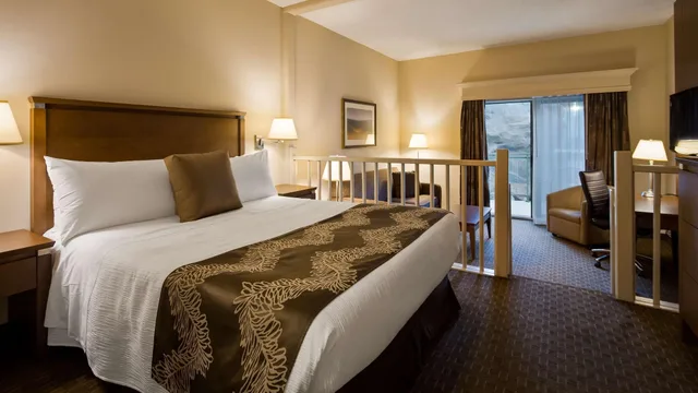 غرفة قياسية رباعية، Best Western Plus Lamplighter Inn And Conference Centre 1/1