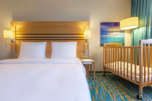 غرفة عائلية بسرير كينج، Radisson Blu Hotel, Hamburg Airport 5/7