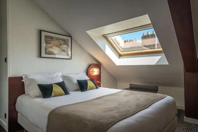 Room, Double Bed, Attic، Hotel Voltaire Opera Nantes 1/2