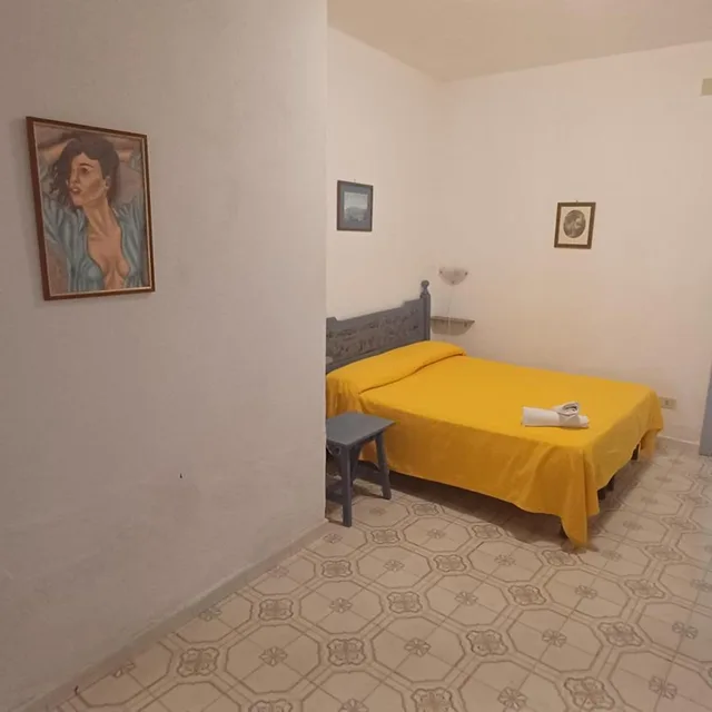 غرفة بسرير مزدوج بإطلالة على الحديقة، Hotel Belsole Ischia 1/5