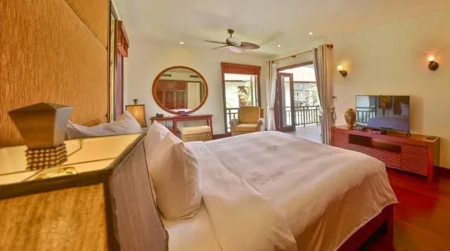 2 Bedrooms, Pool, Furama Villas Da Nang 2/4