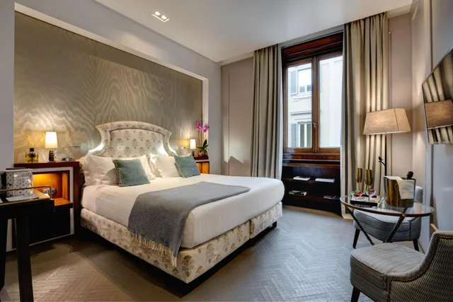 جناح سوبيريور بسرير كينج بغرفتي نوم، Singer Palace Hotel 1/1