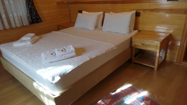 Tree House, Bungalow, 1 Double and 1 Single Bed، Mercan Bungalow 1/4