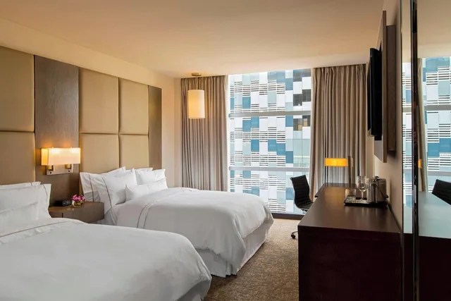 غرفة بريميوم بسريرين كوين، The Westin Panama 3/3