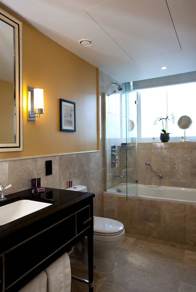 Courtyard, Queen Bed, The Gainsborough Bath Spa 5/6
