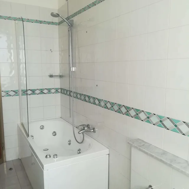 غرفة قياسية بسرير كوين، Hotel Bristol Milano 3/5
