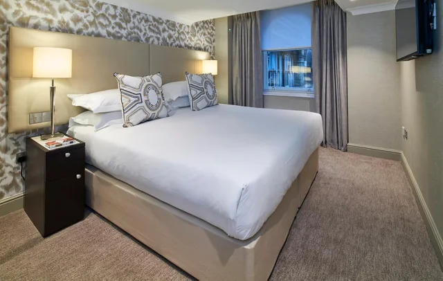 شقة فاخرة بسرير كينج وسريرين منفصلين بغرفتي نوم، Cheval Calico House 1/1