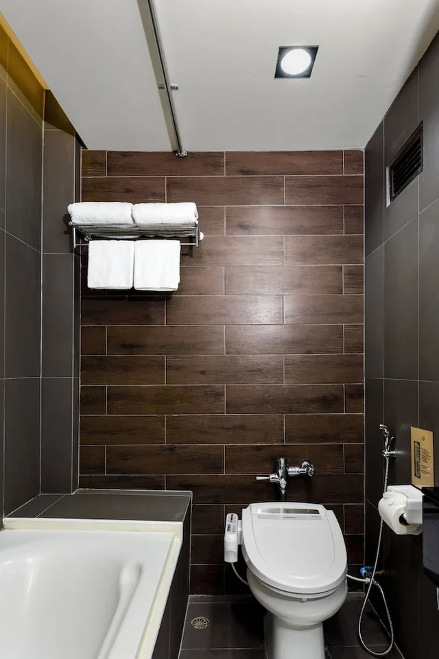 Superior, Double Bed, The Loft Seaside Sriracha Hotel 7/9