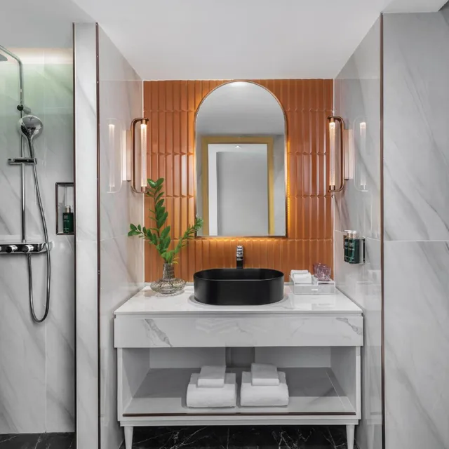 Sky, Premier, King Bed، PIPA Bangkok Sukhumvit 11 by Kingston Hotels 5/5