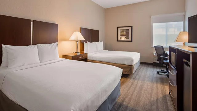 غرفة، Best Western Tampa 2/10