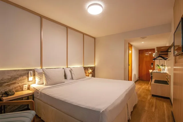 غرفة ديلوكس بثلاثة أسرّة، Mirasol Copacabana Hotel 10/10