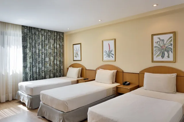 Superior, Twin Beds, Windsor Martinique Copacabana 2/3