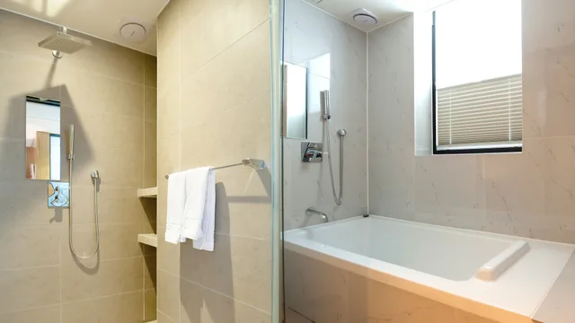 Deluxe, Queen Bed, Hotel Rian 4/5